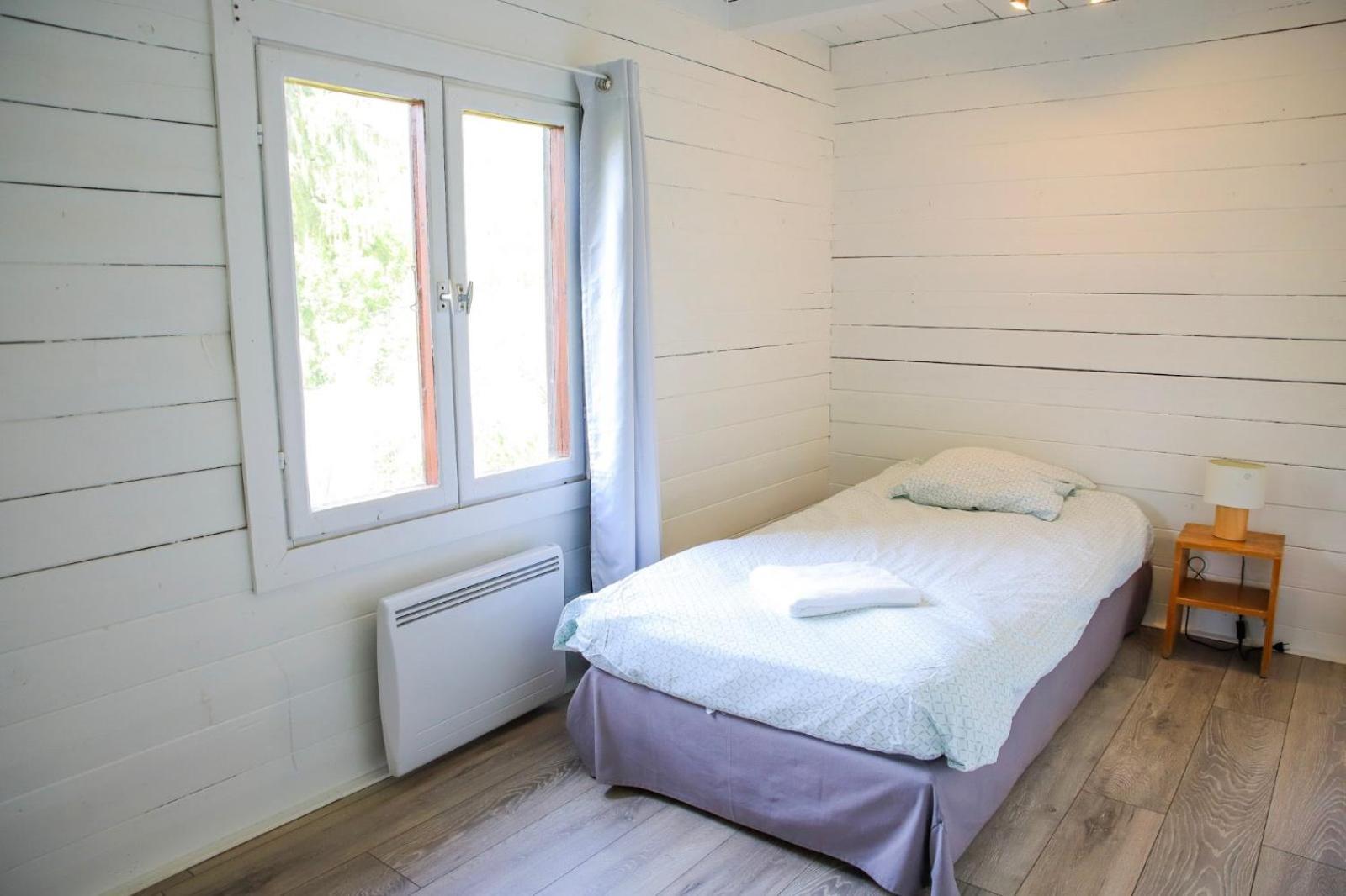 Les Cabanes Parisiennes - Chalets 1h30 from Paris - 62P Sainte-Geneviève-des-Bois Extérieur photo