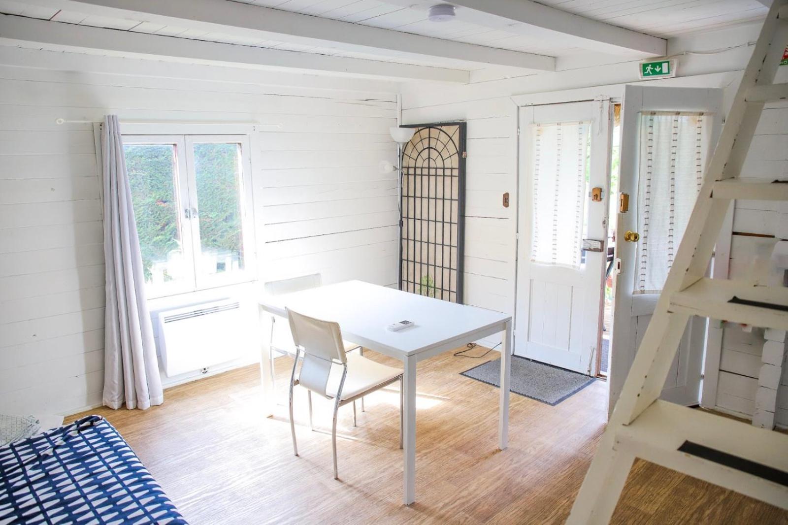 Les Cabanes Parisiennes - Chalets 1h30 from Paris - 62P Sainte-Geneviève-des-Bois Extérieur photo